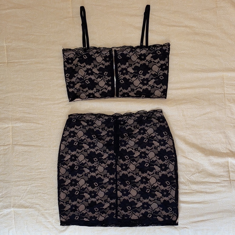superdown Mollie Lace Set - Picture 5 of 6